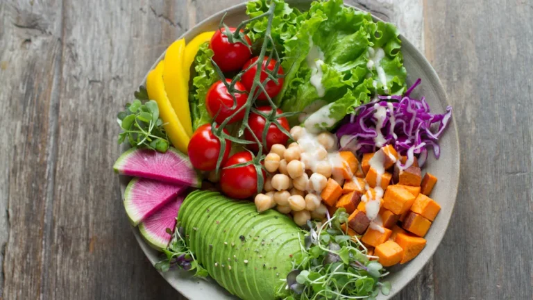 How to Create Balanced Meals with Simple Ingredients